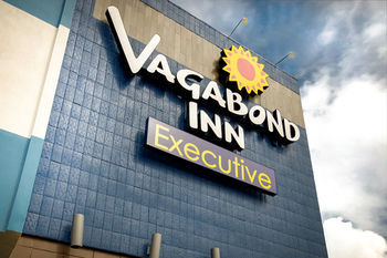Vagabond Inn Executive - Bakersfield Downtowner Exterior photo